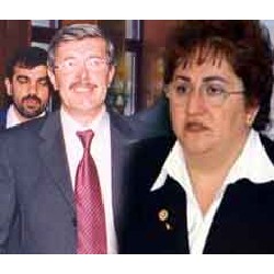 AKP Lİ VEKİL DEN  BAKAN A  CAHİL  ELEŞTİRİSİ...